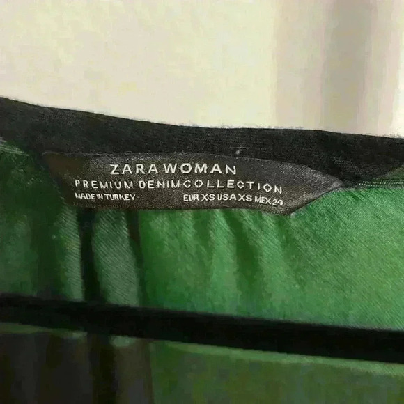 Zara plaid top with frill sleeves - Picture 2 of 2